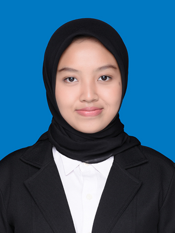 CLARISSA PUTRI CANDRANINGTYAS