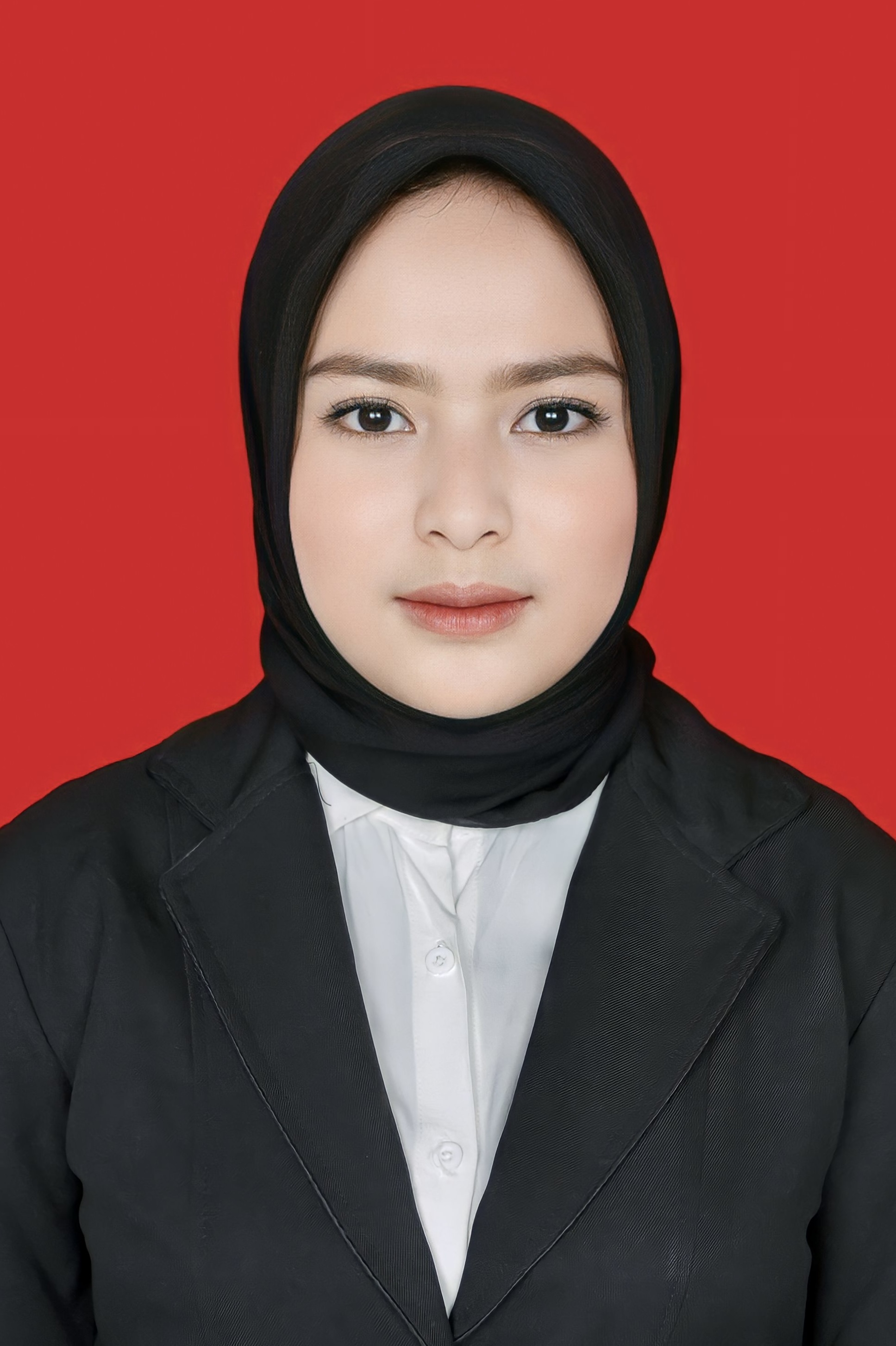 LIANA NAYNA PUTRI RUSTAM PASANG TIRI