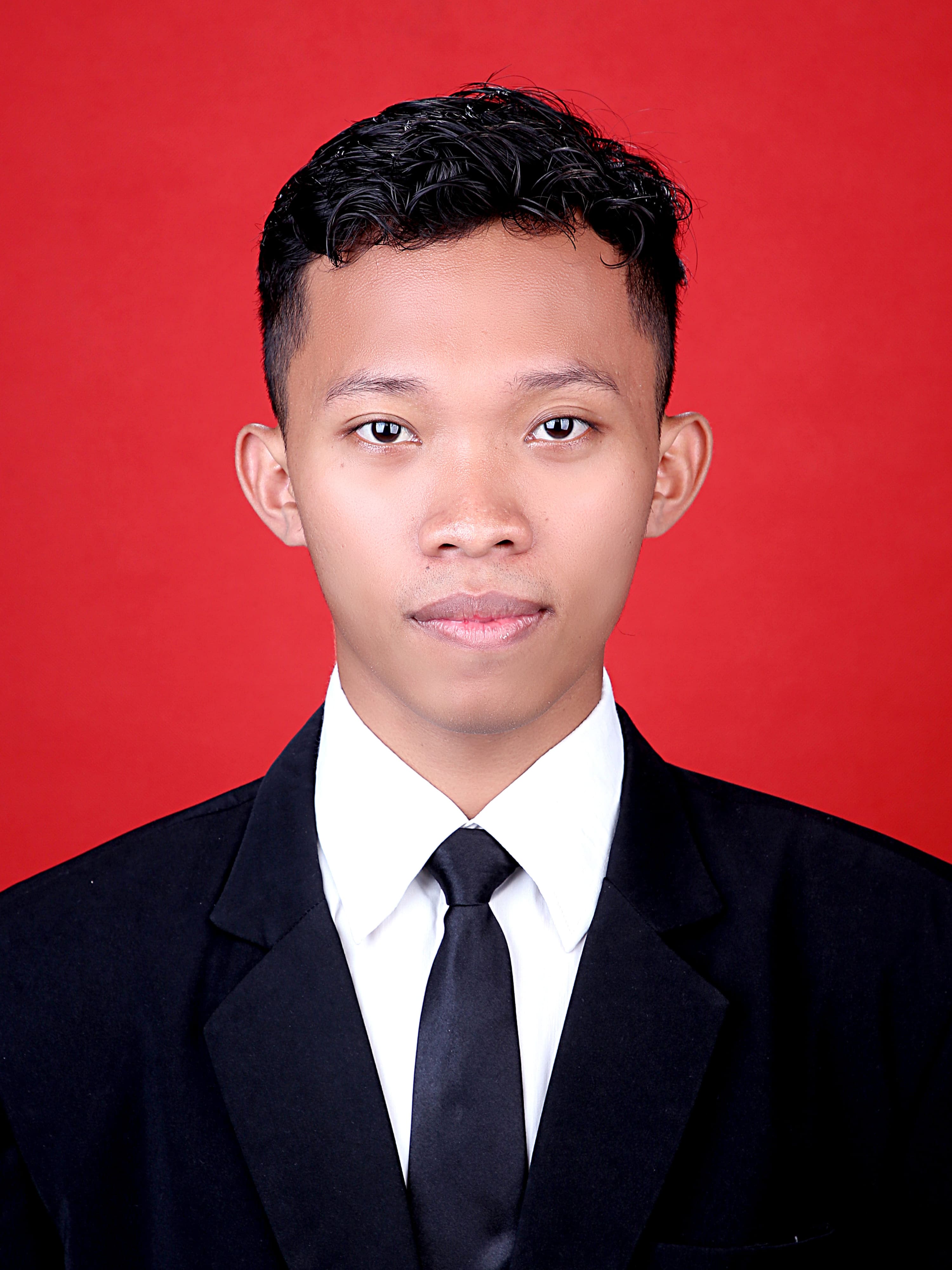 Maulana Aziz Hidayanto