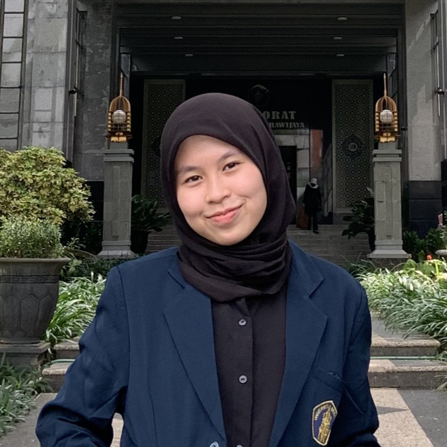 Alya Fitri Nurhaliza