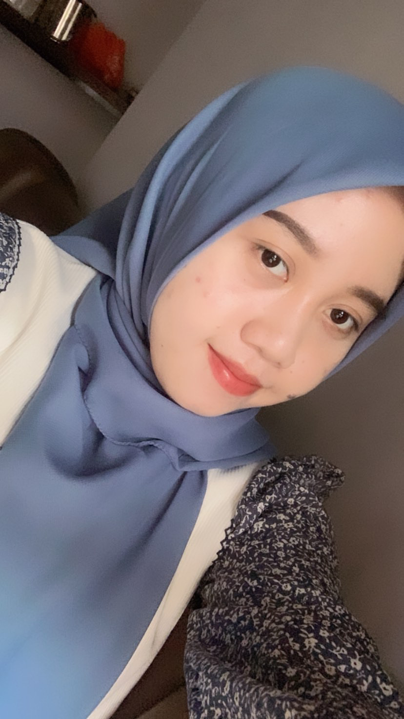 TITANIA PRATIWI DOMAS