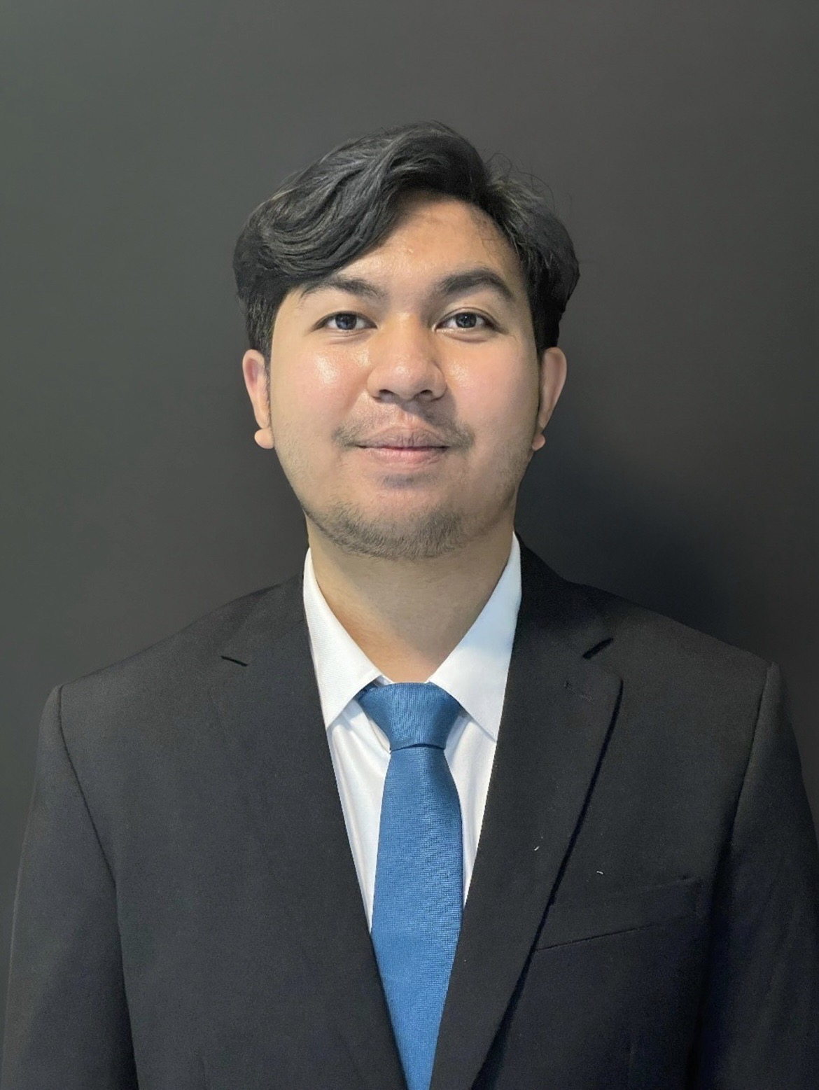 Aaron Astonvilla Rompis