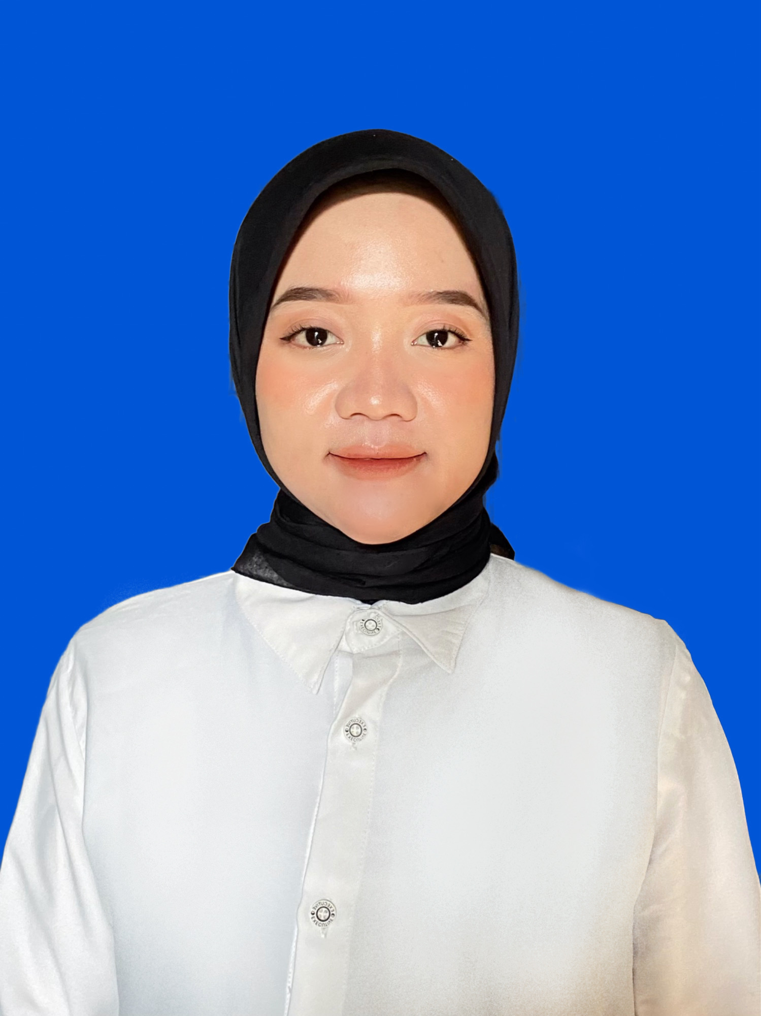 Aura Amiradhiya Rohadatul Aisy