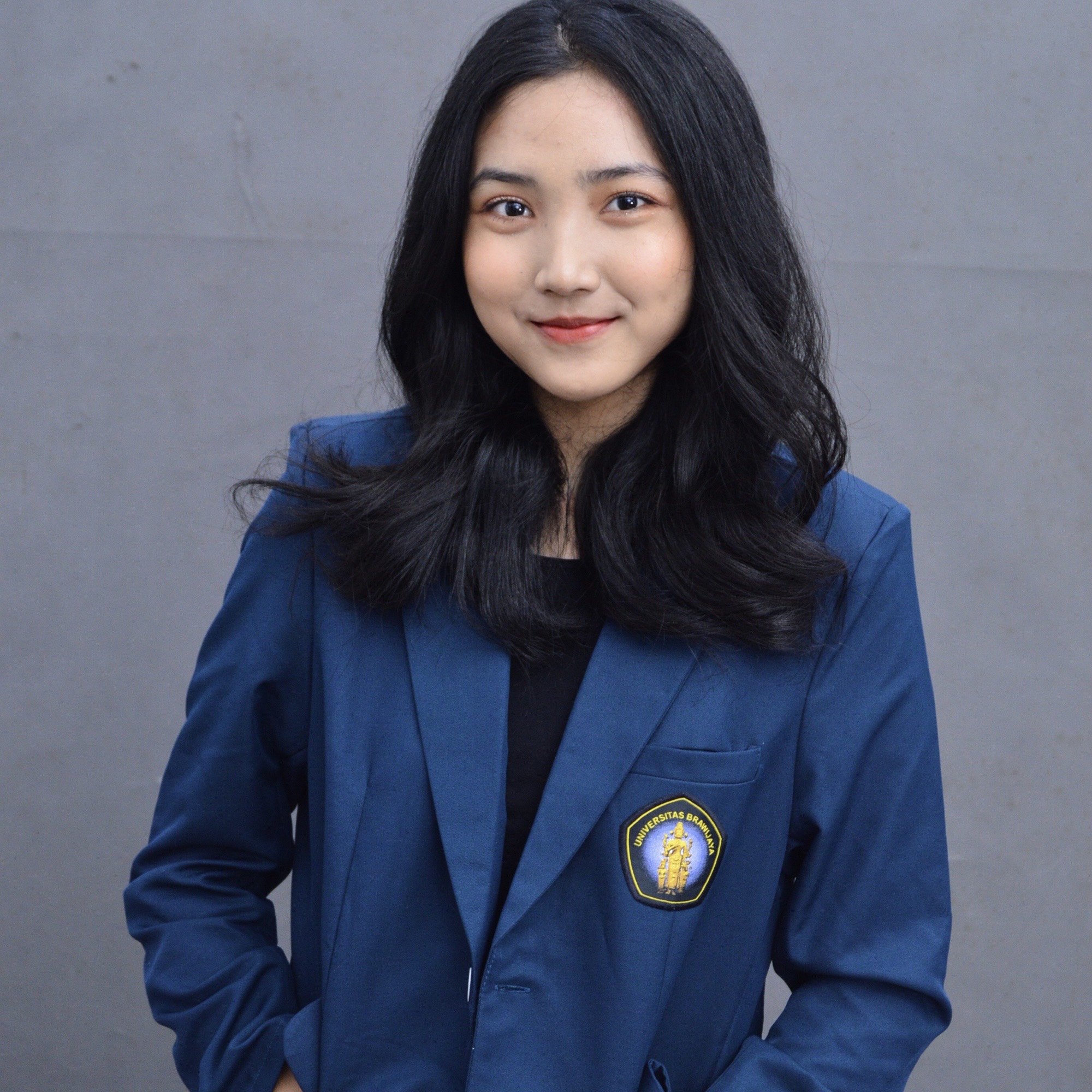 Adelia Bella Herlina Putri