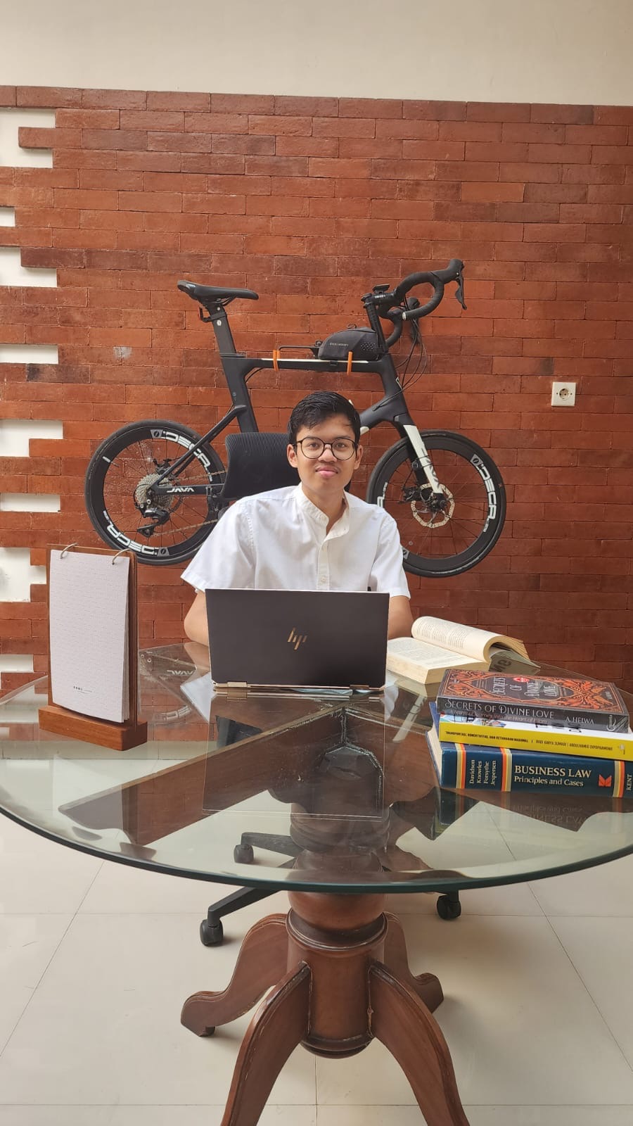 Thariq Haidar Aleheri