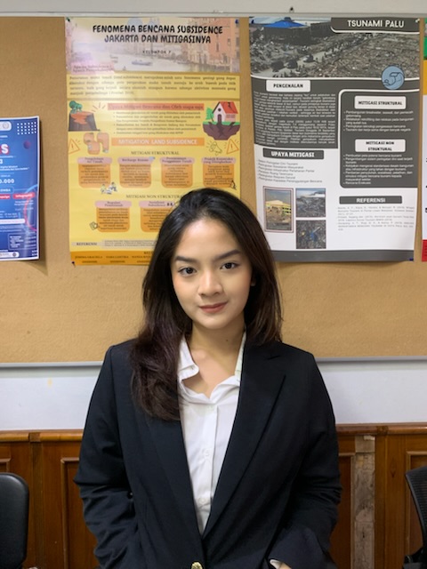 Aliyya Zalfa Khairunnisa Febian