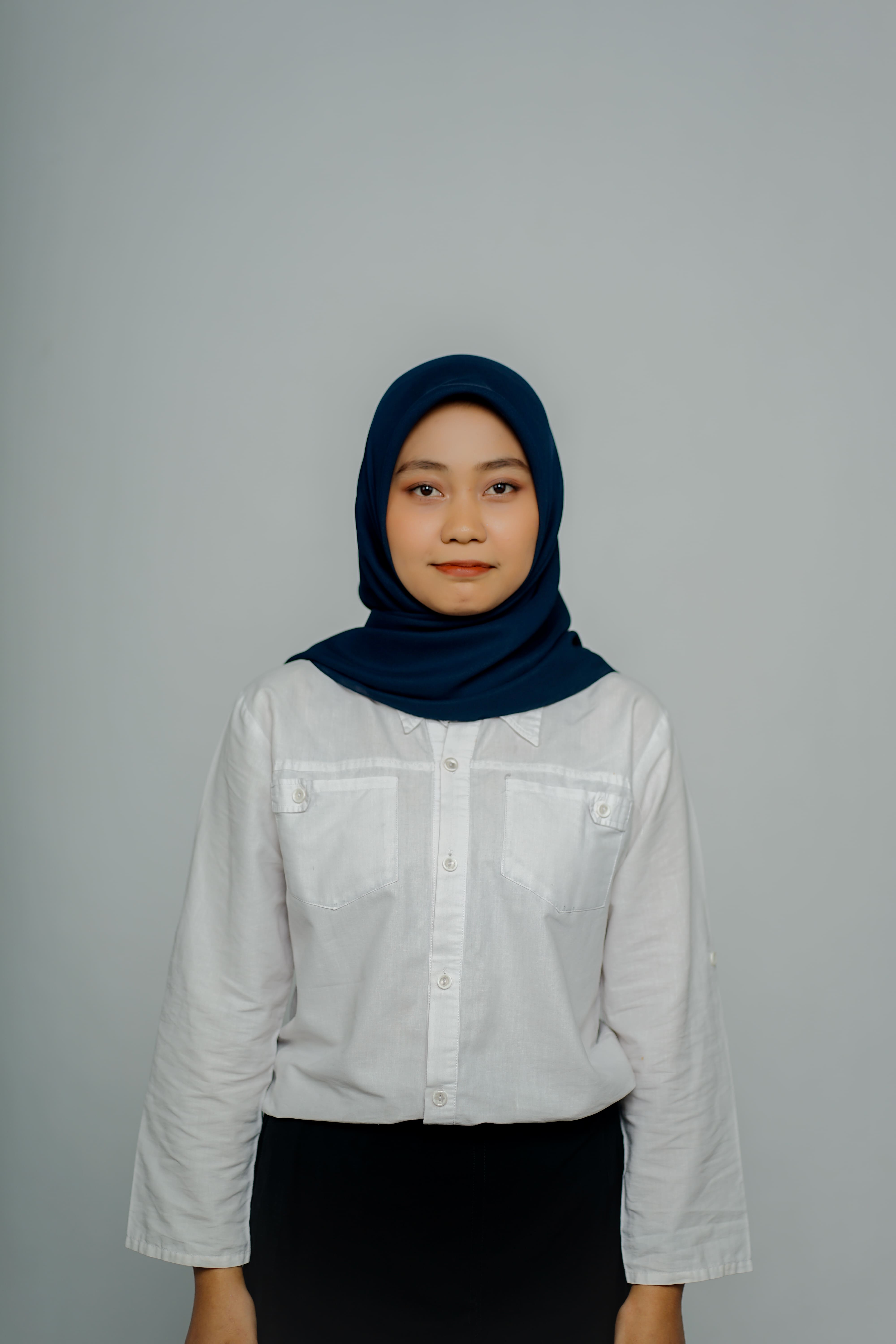 Nadilla Bilbina Devis