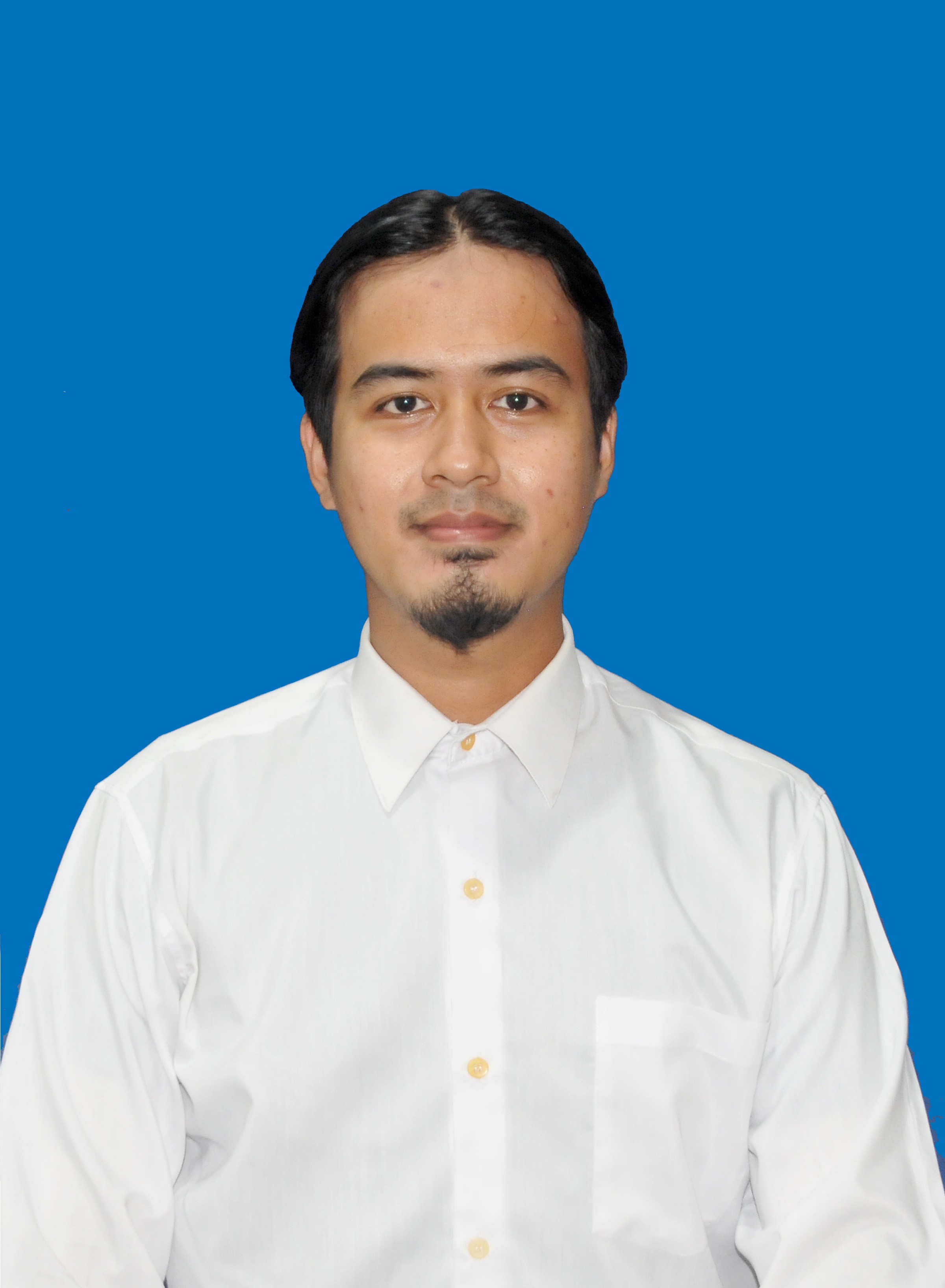 Arief Fatharoni