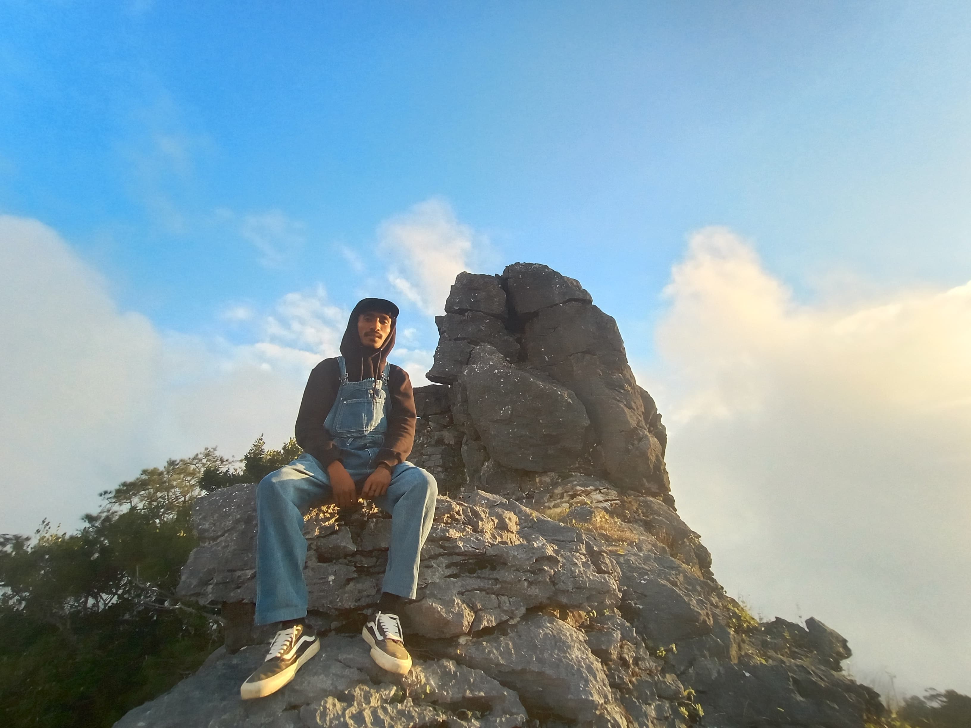 Kuirinus Langoaran Hurek