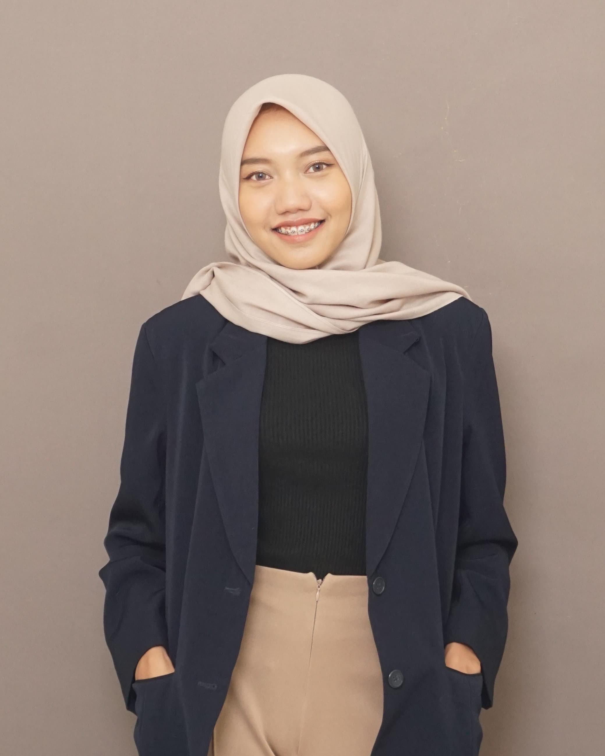 Helga Putri Carissa Nehru