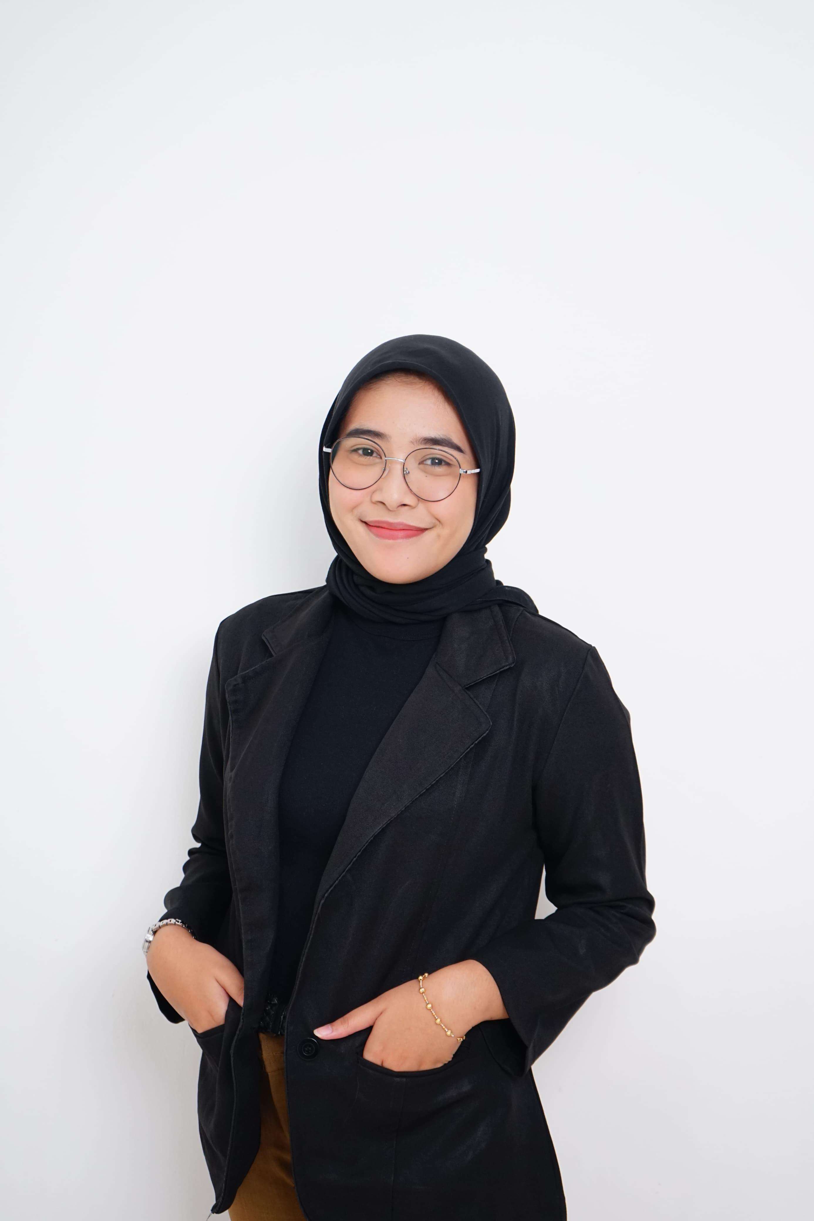 Kania Julistiani Putri