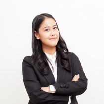 Jeanne Risananda Sharone