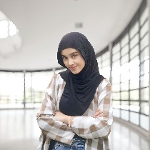 Kharisma Aprilia Sholekhah