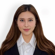 Rahajeng Oktaviona Regina Firdaus