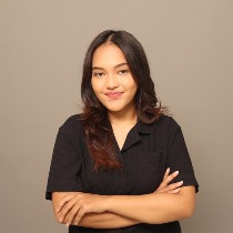 Nadia Mutia Dewi