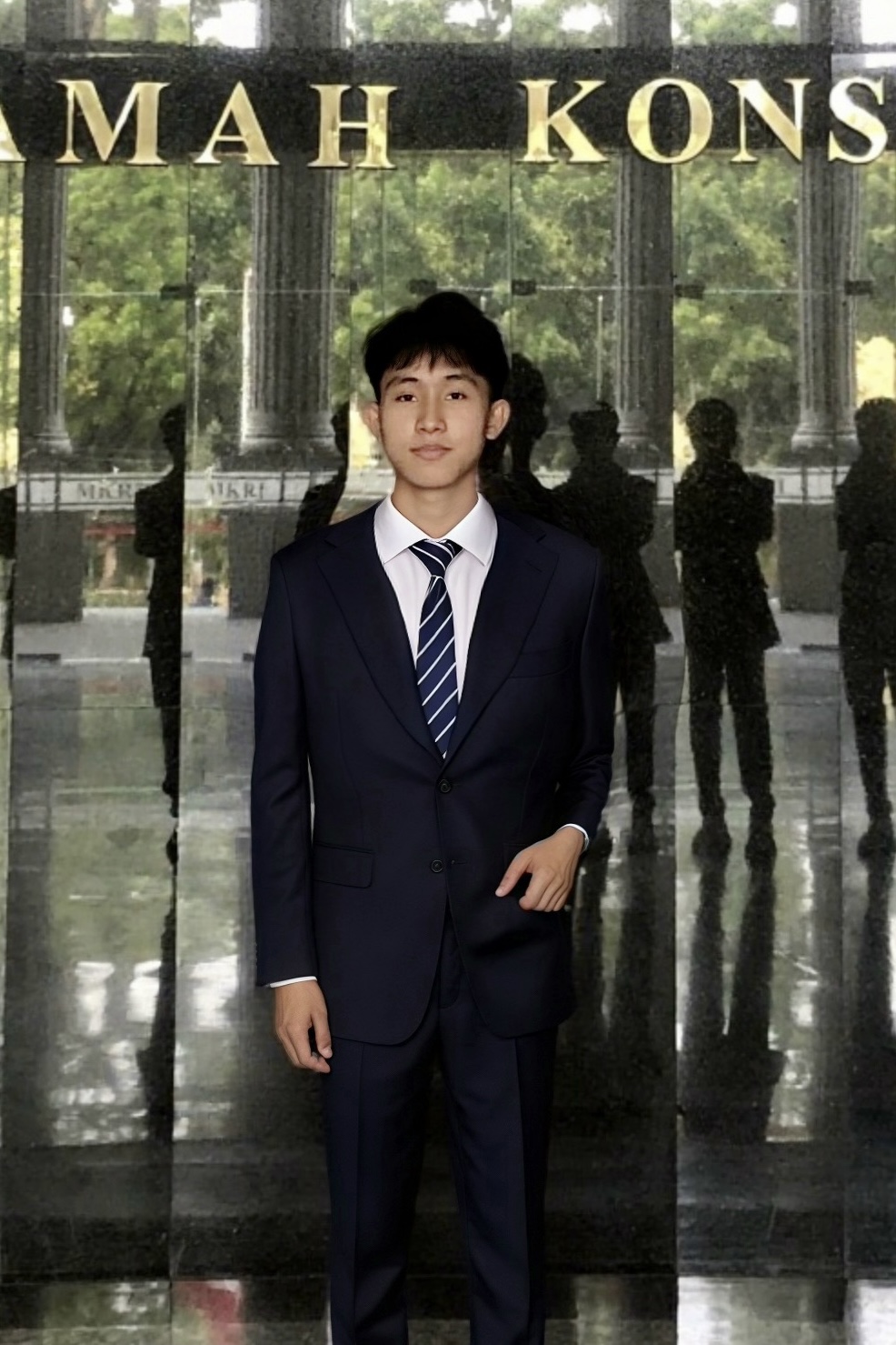 LEONYD AUGUSTA PANGKEREGO