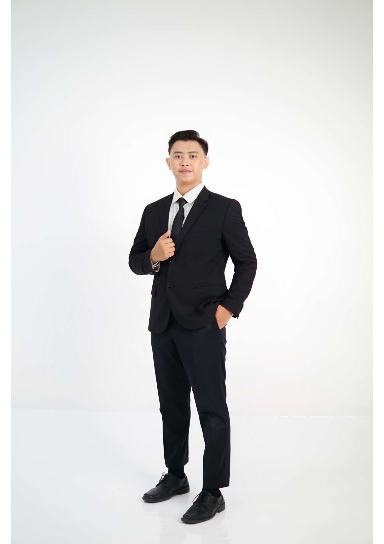 Ragil Azmi Maghfiradhan