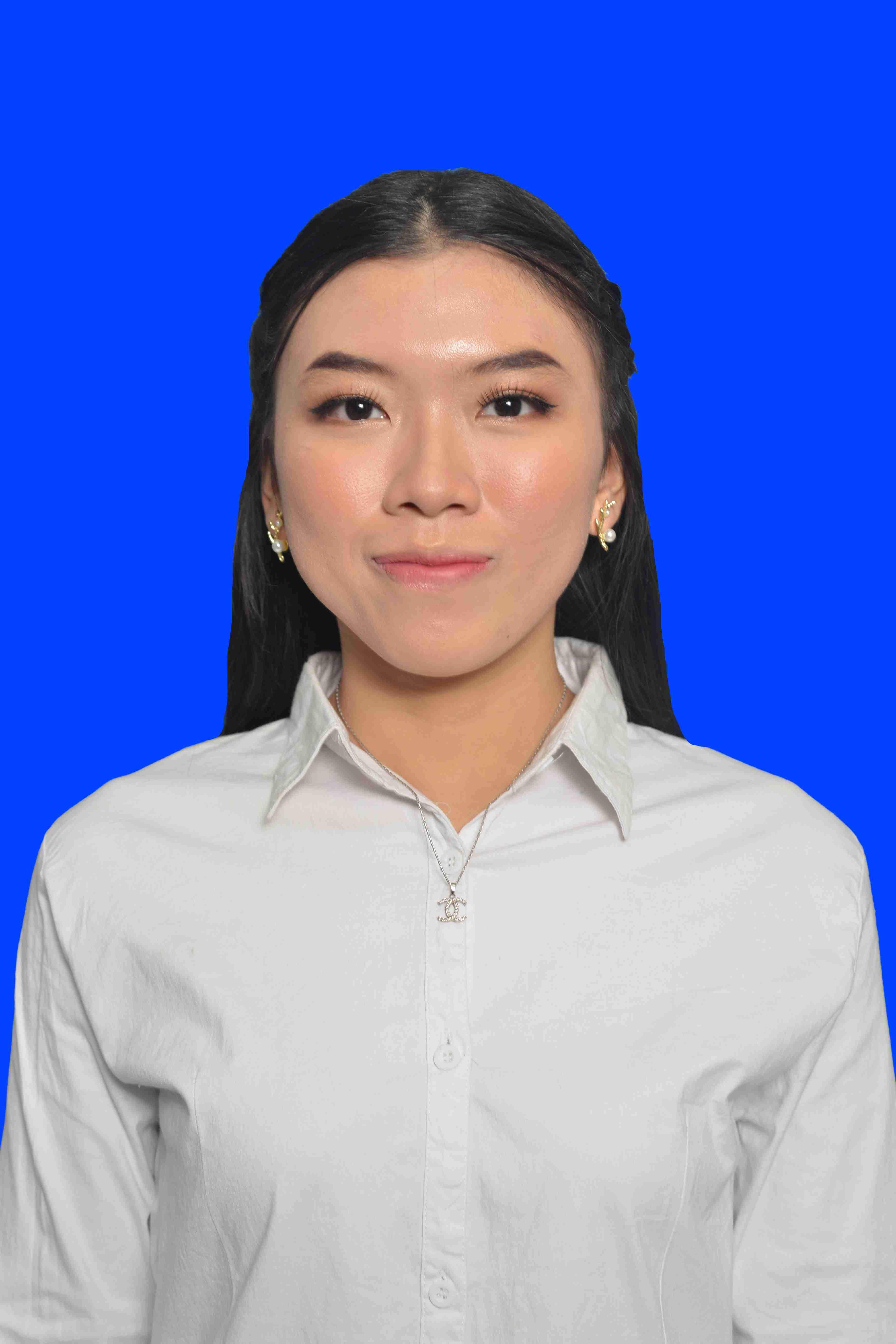 Dewi Priscilia Taufiqi