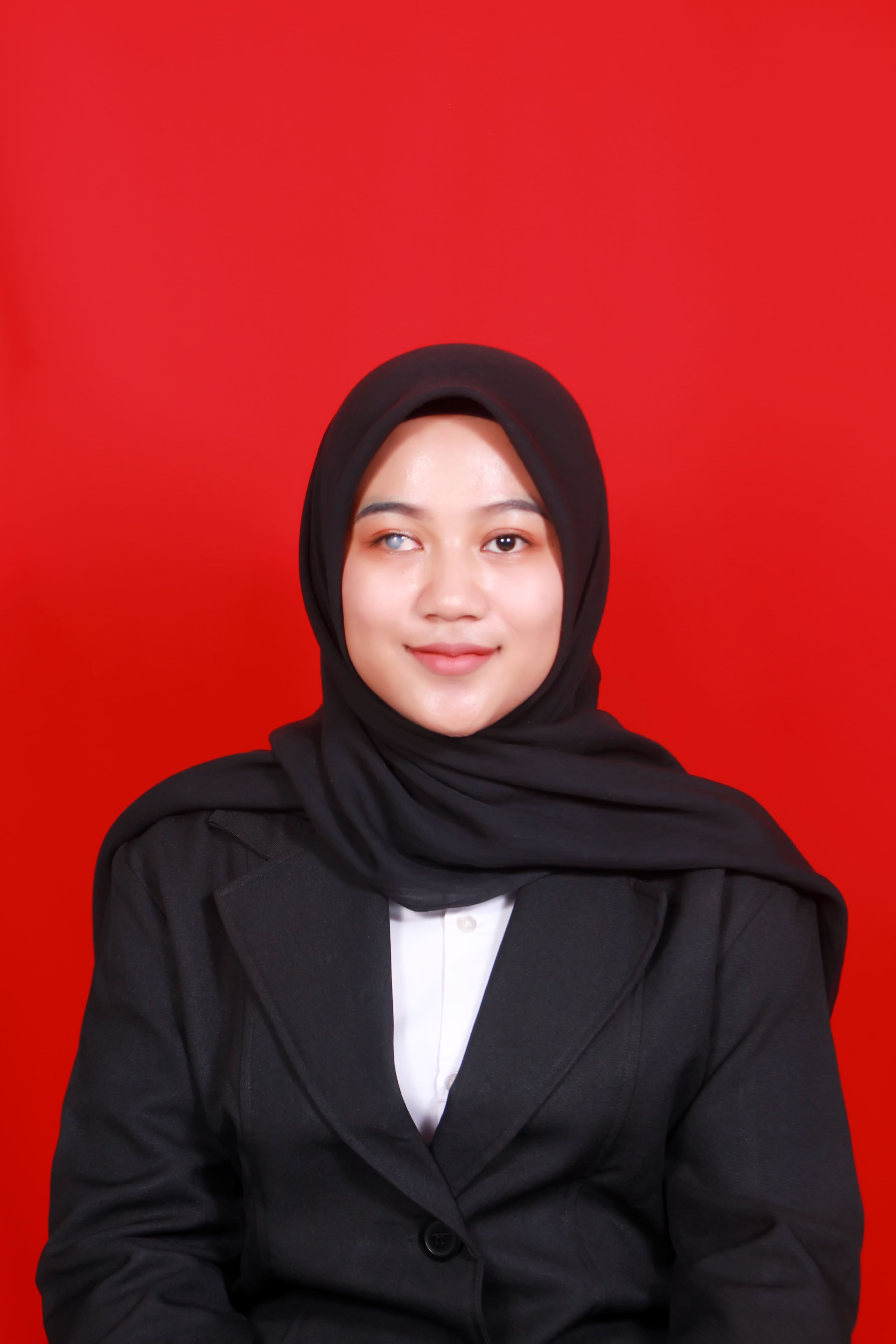 halisa febri harnindha